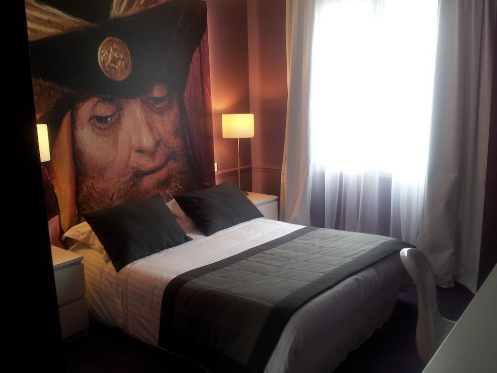 Hotel Cecyl Reims Centre Luaran gambar